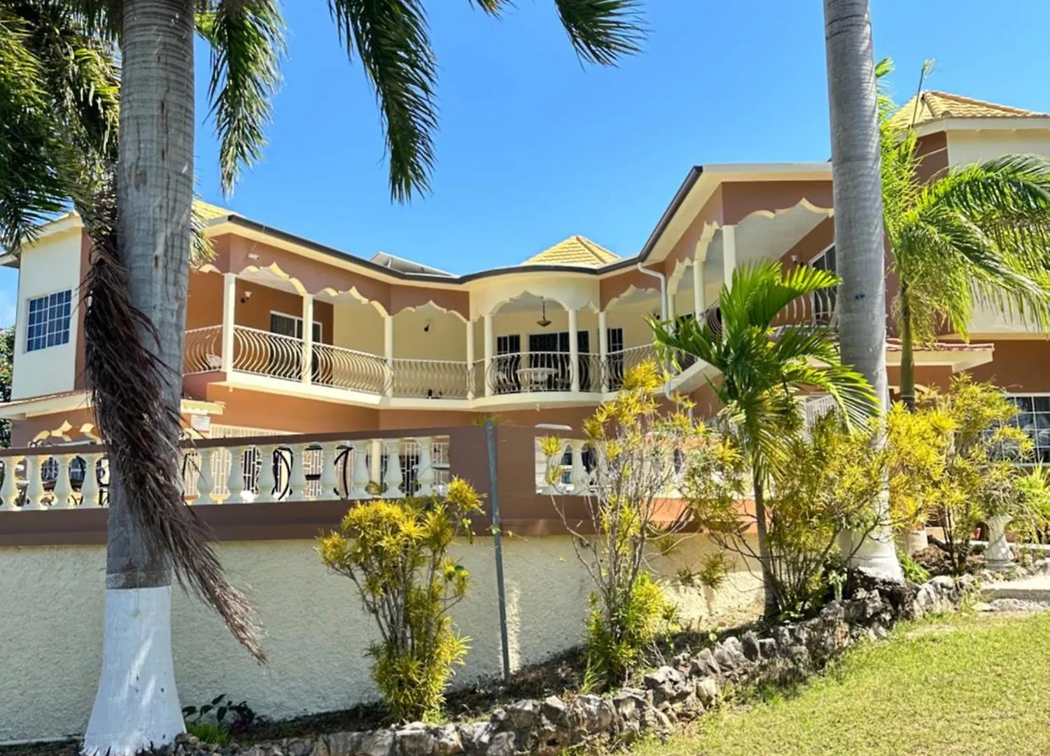 Ocean Sight Villa Montego Bay Guest house