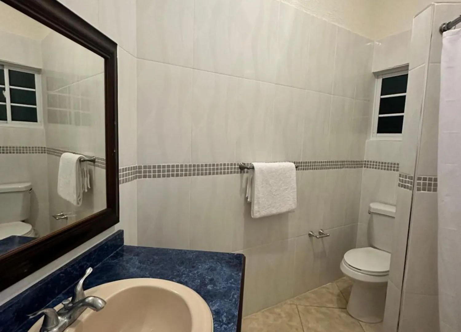 Ocean Sight Villa Montego Bay Guest house